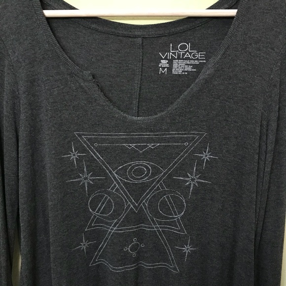 ⚡️SALE Geometric Thermal Top - Picture 3 of 4
